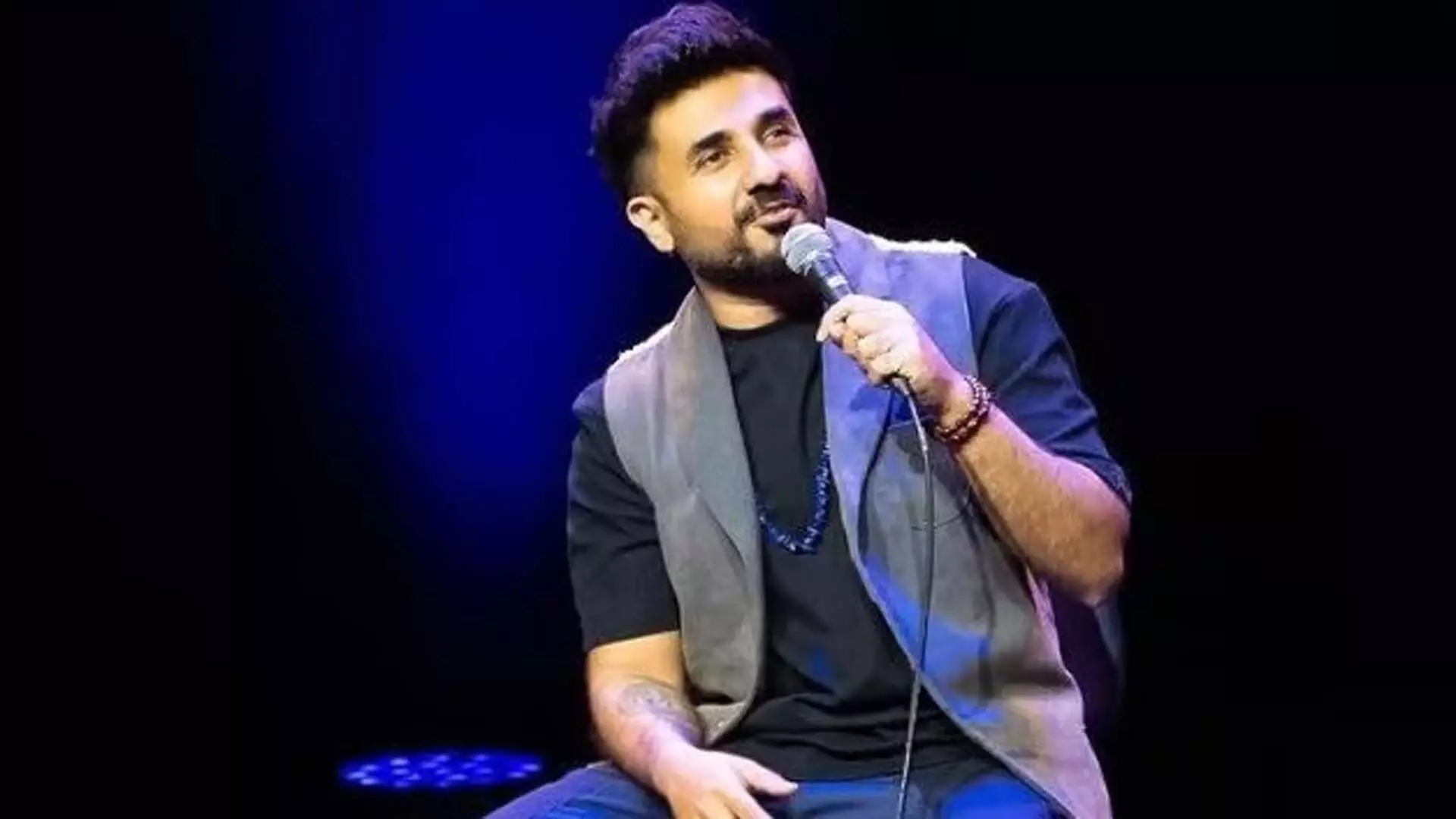 Vir Das ने प्रशंसकों से अपने शो के दौरान प्रपोज न करने को कहा