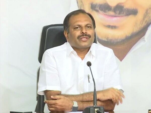 सीएम चंद्रबाबू ने रायलसीमा के लोगों को धोखा दिया: YSRCP