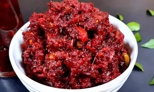Beetroot Pickle Recipe: सर्दियों में घर पर झटपट तैयार करें चुकंदर का अचार Beetroot Pickle Recipe: सर्दियों में घर पर झटपट तैयार करें चुकंदर का अचार