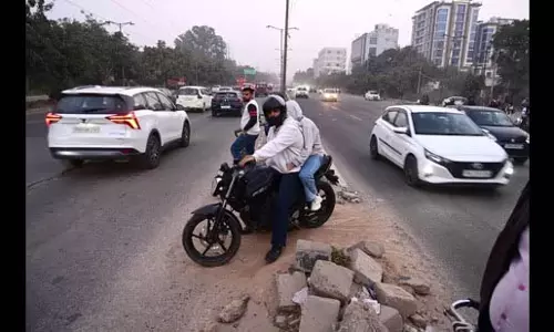 Mohali एयरपोर्ट रोड पर अवैध कट से यात्रियों को परेशानी