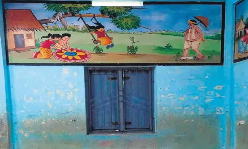 Kerala: कडालुंडी सरकारी स्कूल की दीवार भौगोलिक सीमाओं से परे Kerala: कडालुंडी सरकारी स्कूल की दीवार भौगोलिक सीमाओं से परे