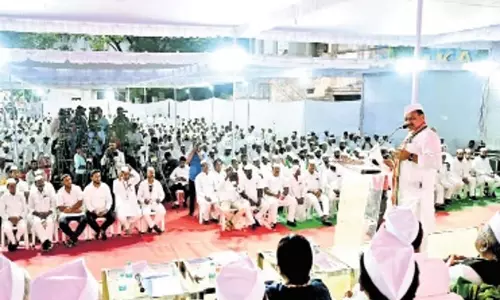Telangana: टीपीसीसी की बैठक में जनगणना, आंतरिक कलह पर चर्चा Telangana: टीपीसीसी की बैठक में जनगणना, आंतरिक कलह पर चर्चा