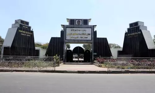 कोवई पशुचिकित्सक से लिया गया मकाक वंडालूर चिड़ियाघर में मर गया कोवई पशुचिकित्सक से लिया गया मकाक वंडालूर चिड़ियाघर में मर गया