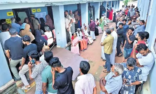 पलक्कड़ में मतदान में गिरावट; तीनों मोर्चों पर आत्मविश्वास की लहर