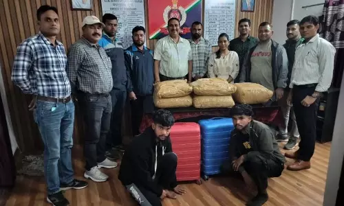 रायपुर : 6 लाख का गांजा जब्त रायपुर : 6 लाख का गांजा जब्त
