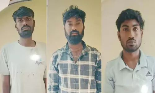 Tamil Nadu: शौच के लिए घर से बाहर निकली युवती से सामूहिक बलात्कार Tamil Nadu: शौच के लिए घर से बाहर निकली युवती से सामूहिक बलात्कार