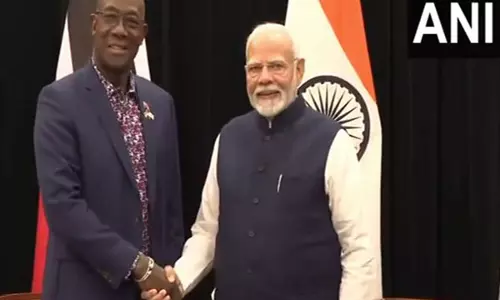 PM Modi ने त्रिनिदाद और टोबैगो के प्रधानमंत्री कीथ रोली के साथ द्विपक्षीय वार्ता की PM Modi ने त्रिनिदाद और टोबैगो के प्रधानमंत्री कीथ रोली के साथ द्विपक्षीय वार्ता की