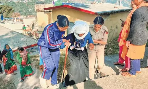 सपा उम्मीदवार का समर्थन न करने पर 23 वर्षीय दलित लड़की मृत पाई गई