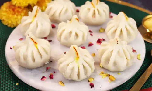 मोदक रेसिपी एक ट्विस्ट के साथ