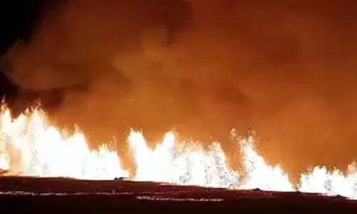 Iceland सुंडनुकागिगुर ज्वालामुखी फटा Iceland सुंडनुकागिगुर ज्वालामुखी फटा