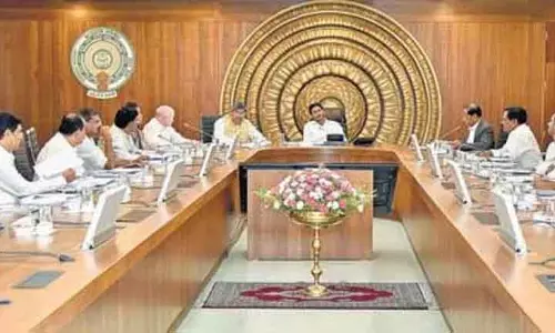 Andhra Pradesh कैबिनेट ने अमरावती के लिए नई निविदाओं को मंजूरी दी Andhra Pradesh कैबिनेट ने अमरावती के लिए नई निविदाओं को मंजूरी दी