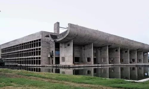 Chandigarh :नकदी संकट से जूझ रहे नगर निगम ने बिजली उपकर बढ़ाने का प्रस्ताव रखा