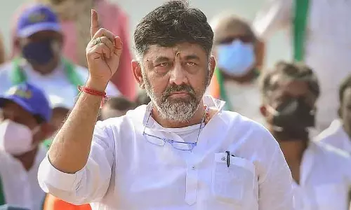 Deputy CM Shivakumar: कर्नाटक पात्र परिवारों के लिए बीपीएल कार्ड फिर से जारी करेगा Deputy CM Shivakumar: कर्नाटक पात्र परिवारों के लिए बीपीएल कार्ड फिर से जारी करेगा