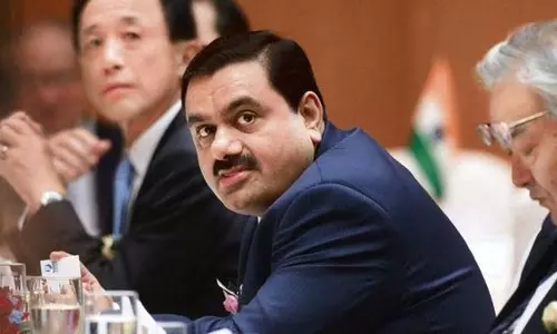 अमेरिका ने अरबपति गौतम अडानी पर रिश्वत देने की योजना का आरोप लगाया