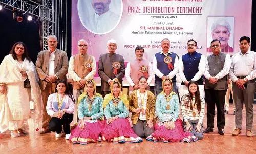 Haryana :  एनआरएस कॉलेज ने यूनिफेस्ट में ओवरऑल ट्रॉफी जीती
