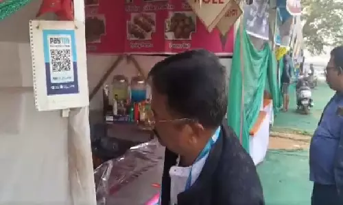 कटक बाली यात्रा: 6वें दिन CMC ने छापा मारकर खाद्य सामग्री नष्ट की