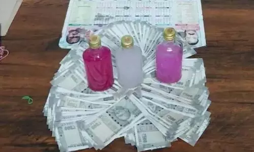 ओंगोल DCTO एसीबी के जाल में फंसे ओंगोल DCTO एसीबी के जाल में फंसे
