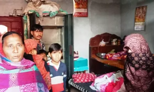 Shahpur: आदमपुर में बंधक बनाकर लाखों की डकैती