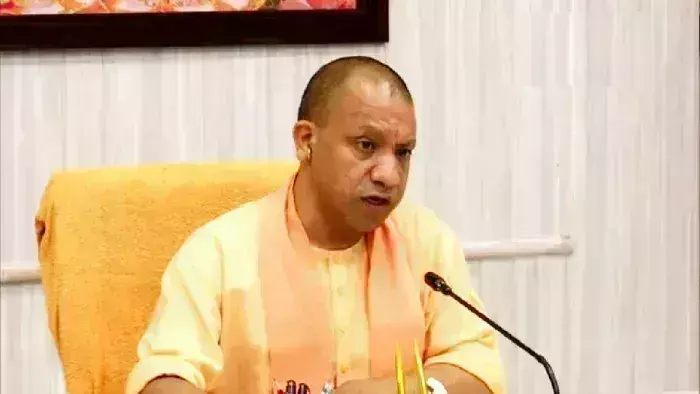 Lucknow: योगी आदित्यनाथ ने अलीगढ़ में यमुना एक्सप्रेसवे पर हुए दर्दनाक सड़क हादसा का संज्ञान लिया