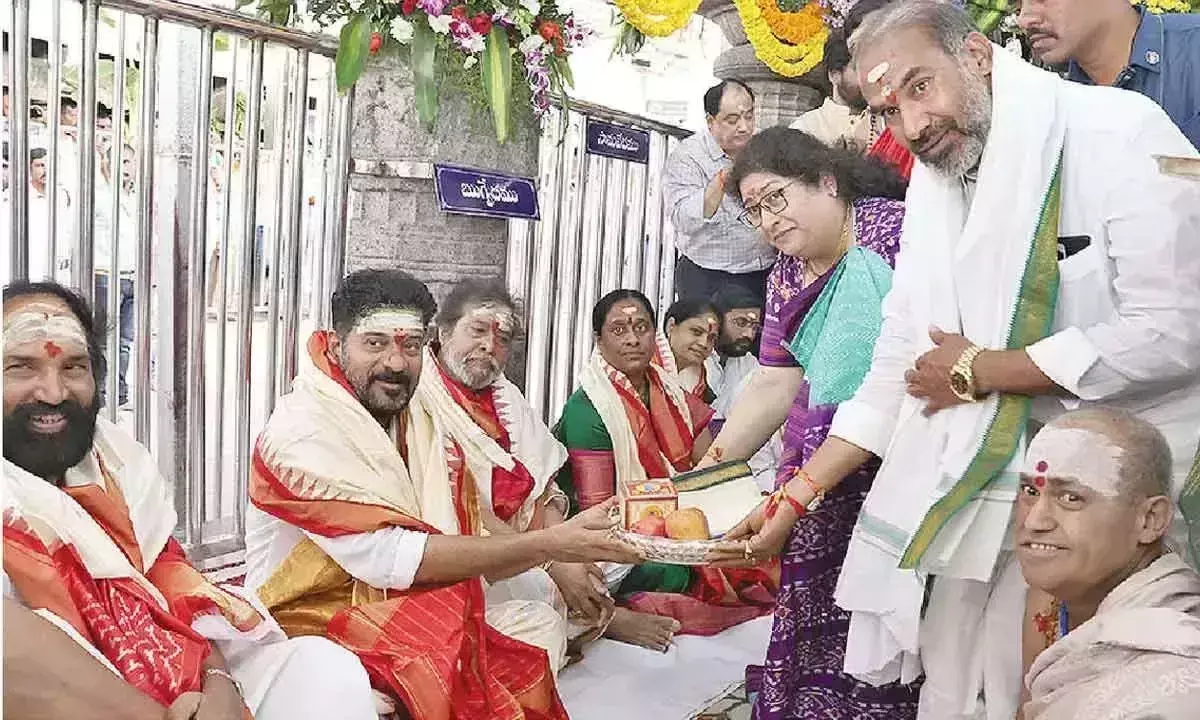 Vemulawada मंदिर शहर का 7 हजार करोड़ रुपये के विकास कार्यों से कायाकल्प होगा Vemulawada मंदिर शहर का 7 हजार करोड़ रुपये के विकास कार्यों से कायाकल्प होगा