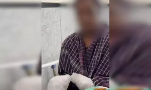 हेयर ड्रायर विस्फोट: महिला के उड़ गए दोनों हाथ, सदमे में परिवार हेयर ड्रायर विस्फोट: महिला के उड़ गए दोनों हाथ, सदमे में परिवार