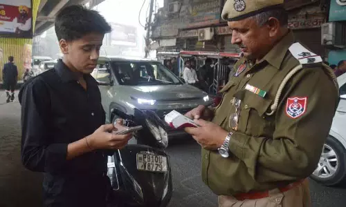 Ludhiana: नाबालिग वाहन चालकों पर शिकंजा कसा, उल्लंघनकर्ताओं के 914 चालान काटे