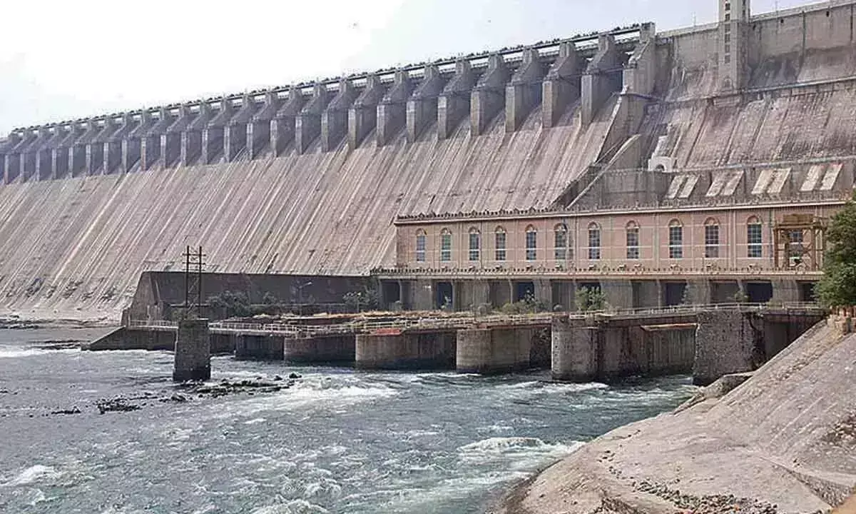 Government नागार्जुन सागर, मल्लन्ना सागर और अन्य जलाशयों से गाद हटाएगी Government नागार्जुन सागर, मल्लन्ना सागर और अन्य जलाशयों से गाद हटाएगी