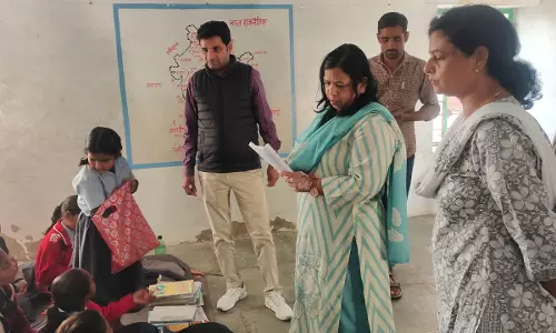 Churu: जिला मुख्यालय एवं ढाणी लाल सिंह पुरा में किया मतदान केंद्रों का निरीक्षण Churu: जिला मुख्यालय एवं ढाणी लाल सिंह पुरा में किया मतदान केंद्रों का निरीक्षण