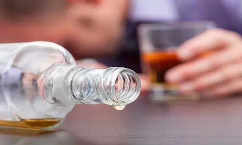 Laos में दूषित शराब पीने से अमेरिकी और ऑस्ट्रेलियाई पर्यटकों की मौत