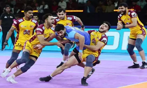 Telugu Titans ने लगातार तीसरी जीत दर्ज कर शीर्ष स्थान हासिल किया Telugu Titans ने लगातार तीसरी जीत दर्ज कर शीर्ष स्थान हासिल किया