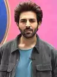 Kartik Aaryan Birthday: जाने फर्श से अर्श तक का सफर