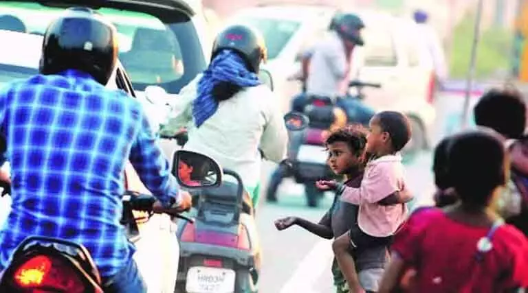 Andhra के मंत्री लोकेश ने ट्वीट कर अधिकारियों को बाल भिखारियों को बचाने के लिए कहा