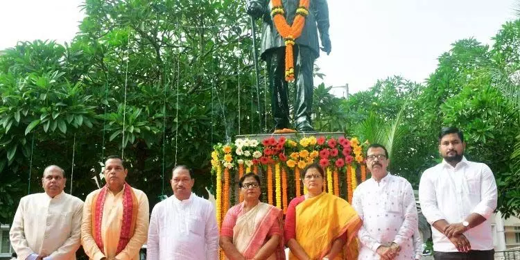 ओडिशा में प्रथम मुख्यमंत्री हरेकृष्ण महताब की 125वीं जयंती का समारोह शुरू