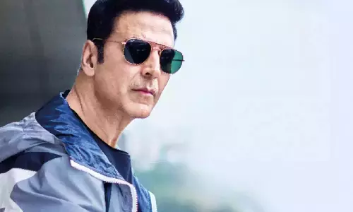 अभिनेताओं ने अक्षय कुमार के नक्श-ए-कदम पर चलते हुए पांच ब्लॉकबस्टर फिल्में दी अभिनेताओं ने अक्षय कुमार के नक्श-ए-कदम पर चलते हुए पांच ब्लॉकबस्टर फिल्में दी