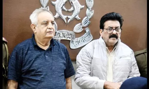 Ghaziabad पुलिस को ठगने के आरोप में दो लोग गिरफ्तार