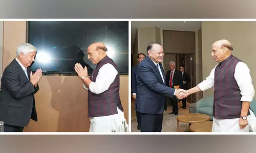 Rajnath Singh ने लाओस में जापान के रक्षा मंत्री और फिलीपींस के रक्षा सचिव से मुलाकात की