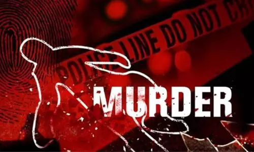 पुलिस मुखबिर होने का संदेह, दो ग्रामीणों का कत्ल, शवों के पास नोट छोड़ा