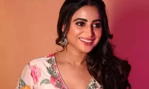 Aishwarya Sharma ने किया खुलासा वह अपनी शादी की पोशाक पहनने के बाद हो गई थीं बेहोश Aishwarya Sharma ने किया खुलासा वह अपनी शादी की पोशाक पहनने के बाद हो गई थीं बेहोश