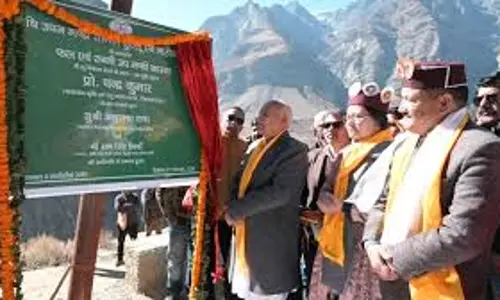 Manali: राज्य सरकार जनजातीय क्षेत्रों के किसानों का विकास करेगी