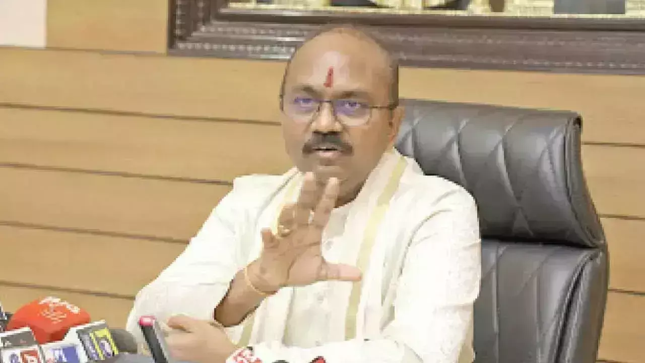 तिरुमाला को एक योजनाबद्ध मॉडल शहर के रूप में डिजाइन करने का लक्ष्य: TTD EO तिरुमाला को एक योजनाबद्ध मॉडल शहर के रूप में डिजाइन करने का लक्ष्य: TTD EO