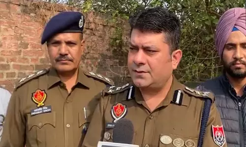 Punjab Police ने बड़े पैमाने पर गोलीबारी के बाद लांडा गिरोह के दो साथियों को गिरफ्तार किया Punjab Police ने बड़े पैमाने पर गोलीबारी के बाद लांडा गिरोह के दो साथियों को गिरफ्तार किया