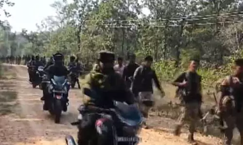 10 नक्सलियों के शव लेकर कैंप लौटे जवान, video