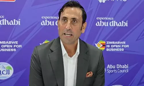 नवाचार के मास्टर Younus Khan ने टी10 ब्लिट्जक्रेग का लुत्फ़ उठाया