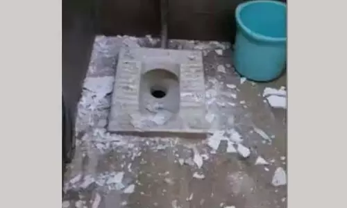 केरल के अलाप्पुझा में भी शौचालय हादसा: PWD रेस्ट हाउस की छत गिरी