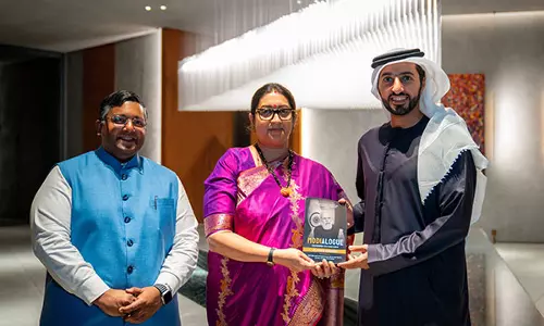 UAE: शेख राशिद बिन हुमैद अल नुआइमी द्वारा आयोजित भारत-यूएई आर्थिक वार्ता में स्मृति ईरानी शामिल हुईं