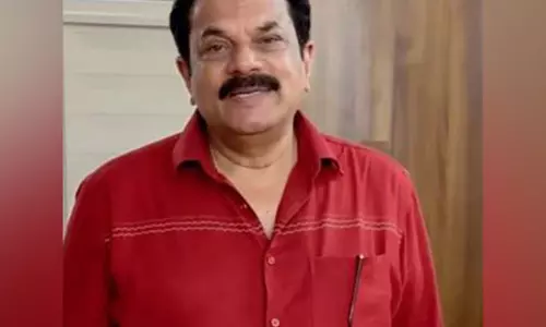 Kerala: अभिनेत्री ने अभिनेता मुकेश एम के खिलाफ यौन उत्पीड़न की शिकायत वापस ली Kerala: अभिनेत्री ने अभिनेता मुकेश एम के खिलाफ यौन उत्पीड़न की शिकायत वापस ली