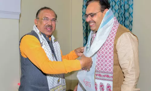 Jaipur: देवनानी ने चार देशों के अध्‍ययन यात्रा के अनुभव बताये मुख्‍यमंत्री को