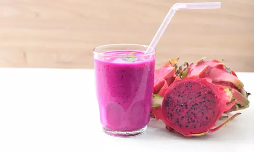 ड्रैगन फ्रूट शेक रेसिपी ड्रैगन फ्रूट शेक रेसिपी