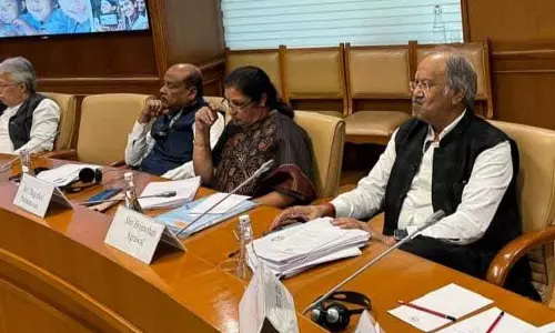 सांसद बृजमोहन ने की आदिवासी और पिछड़े क्षेत्रों में गर्ल्स हॉस्टल खोलने की मांग