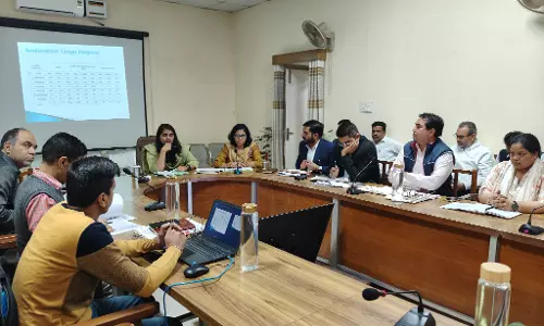 Ganganagar: राजस्व अधिकारियों को लम्बित प्रकरणों को समयसीमा में पूर्ण करने के दिये निर्देश